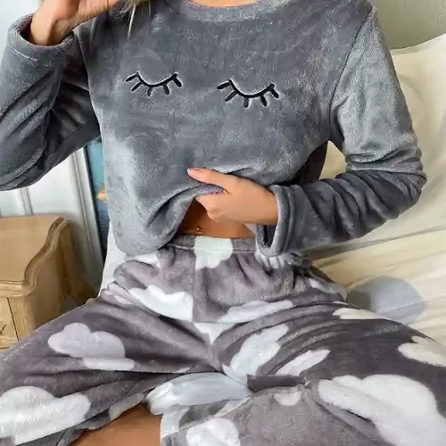Pijama pestaña